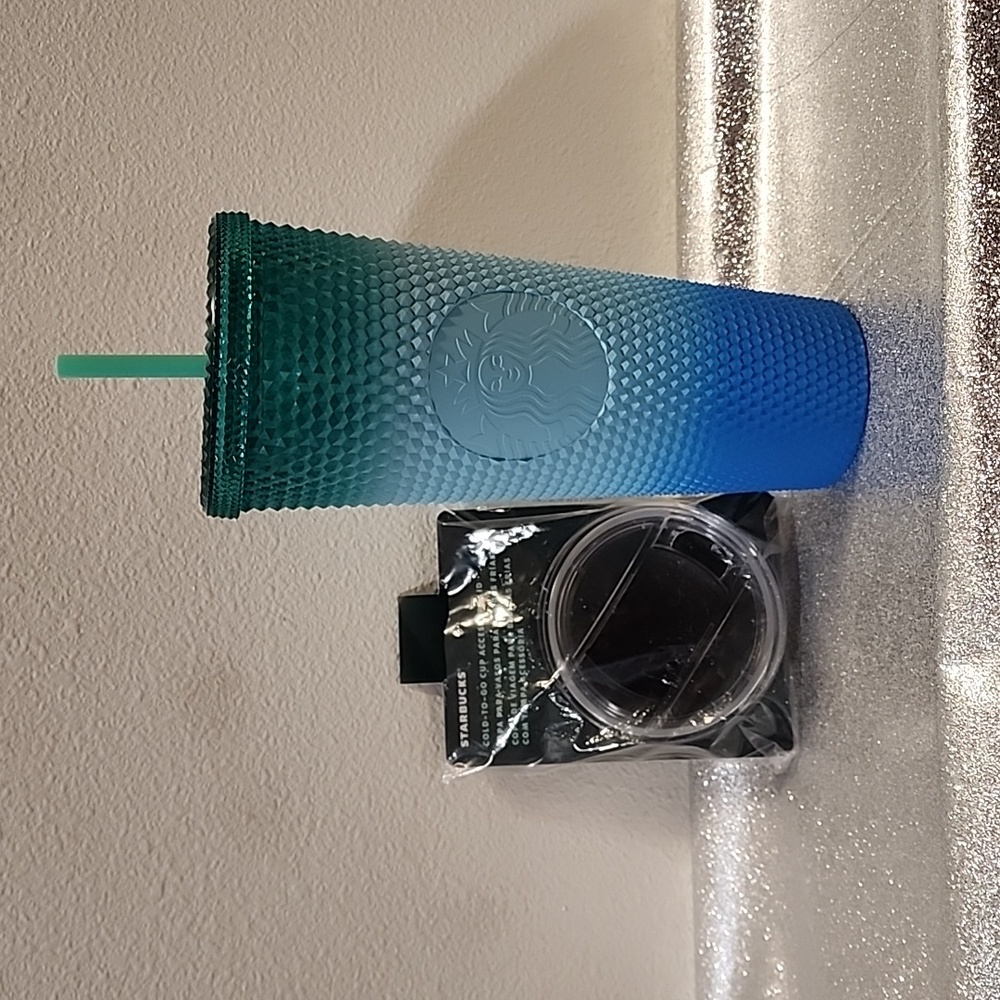 NWT Starbucks Cup - Picture 1 of 2